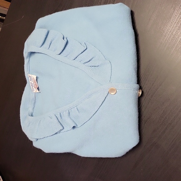 Vintage Featherknit Blue Short Sleeve with Ruffle Collar and Cuff Cardigan Med. - Picture 8 of 9